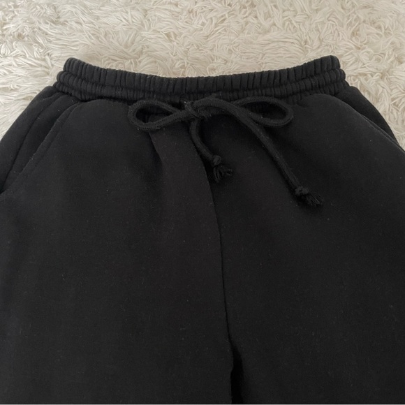 3/$45 Black SHEIN Sweatpants - Picture 2 of 4